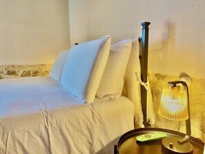 1 bedroom, soundproofing, iron/ironing board, free WiFi