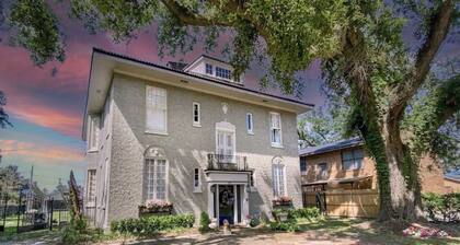 Margaret Manor on Park Ave