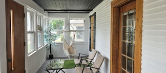 Spacious Duplex by Fairgrounds & Downtown/Fire Pit
