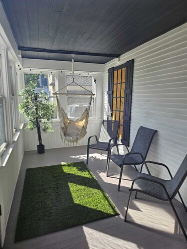 Spacious Duplex by Fairgrounds & Downtown/Fire Pit