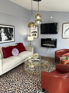 TV connectée, cheminée