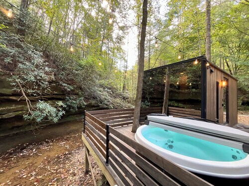 “Glass House” #1 - Modern Mirror Home w/ Hot-tub