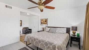 3 chambres, coffre-fort, fer et planche à repasser, Wi-Fi