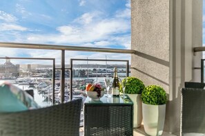 Unclassified image, 5 of 32, button - Penthouse Crown Jewel (Auckland)