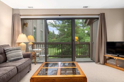 Grand Traverse Resort 2 bedroom - 5 beds/2bath condo with Golf Course View