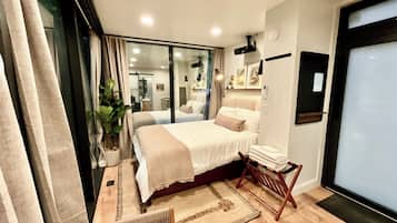 1 habitación, wifi y ropa de cama