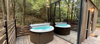 “Glass House” #3 - Modern Mirror Home w/ Hot-tub