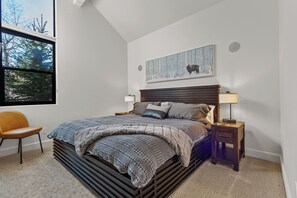 2 habitaciones, escritorio, wifi y ropa de cama