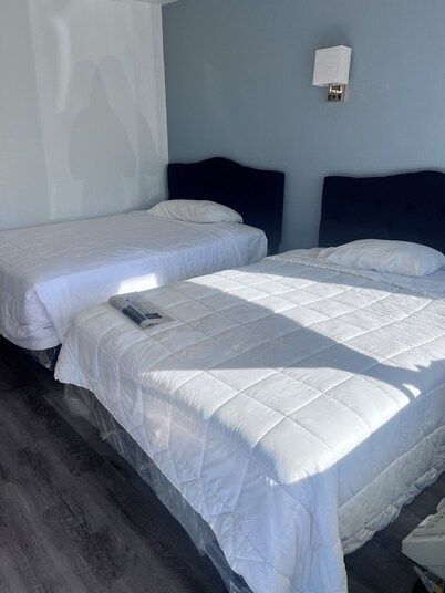 Cozy hotel in Lordsburg with dining, market, and parks nearby, Main St/Exit 22