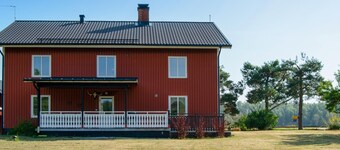Awesome home in Valdemarsvik with WiFi