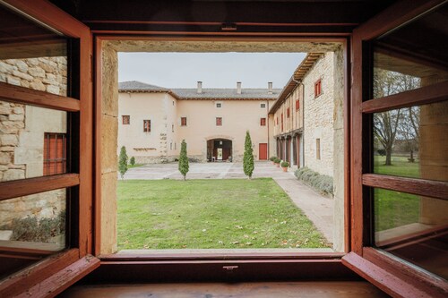 Country House 'Capellan' with Mountain View, Shared Garden and Wi-Fi