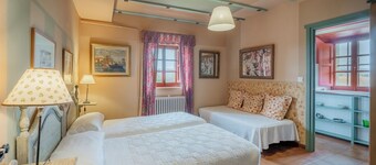 Country House 'La Era 2' with Mountain View, Private Garden and Wi-Fi