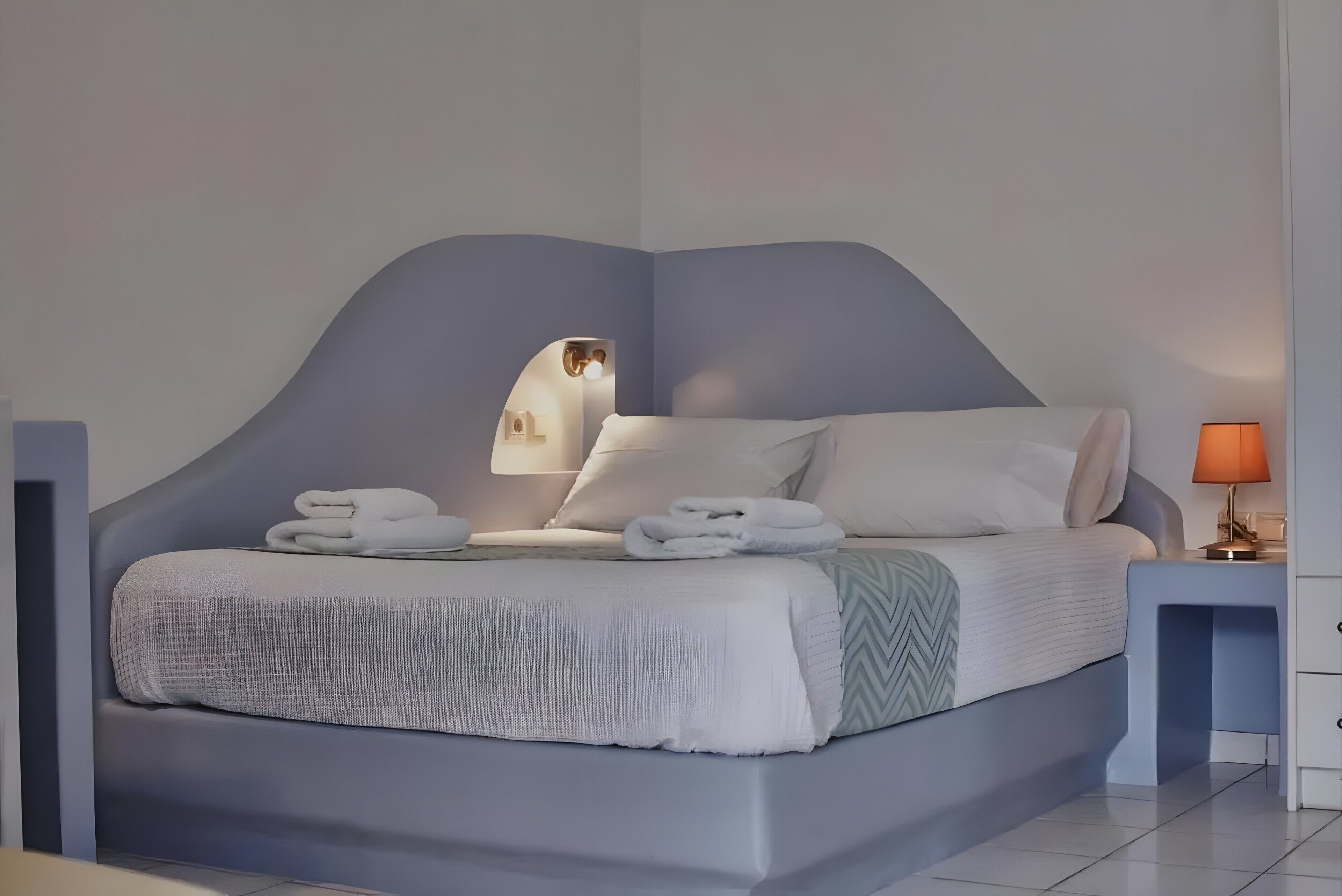 1 soverom, strykejern/-brett, wi-fi (inkludert) og sengetøy