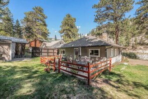 屋外ダイニングエリア