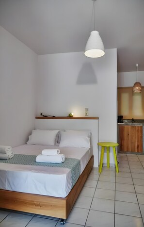1 dormitori, planxa i posts de planxar, wifi gratuïta i roba de llit