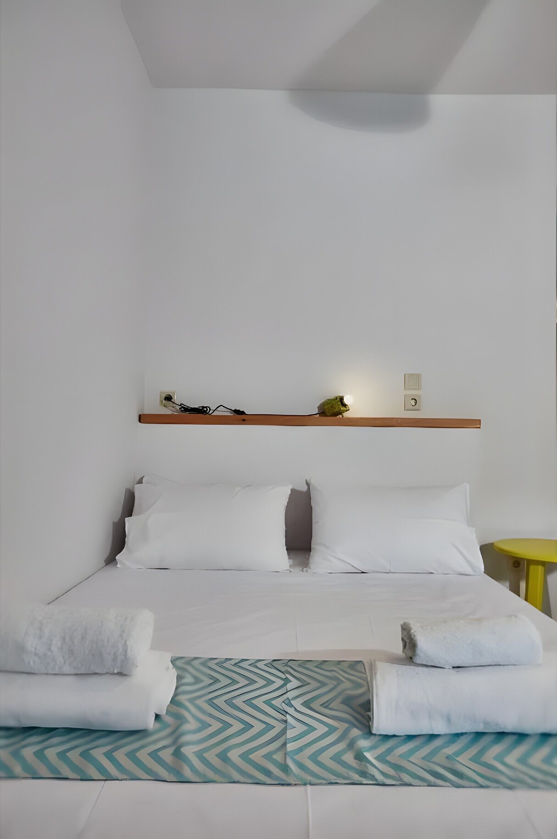 1 dormitorio, tabla de planchar con plancha, wifi gratis y ropa de cama