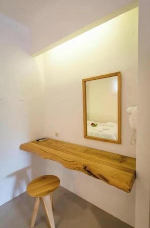1 bedroom, iron/ironing board, free WiFi, bed sheets - Apartment 'Irene Superior Triple Disability' with Terrace, Wi-Fi and Air Conditioning (Andros)