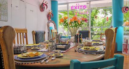 ITZAE MORADA POLANQUITO CAMINO AL AUDITORIO NO PETS