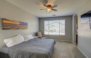 4 bedrooms, iron/ironing board, WiFi, bed sheets