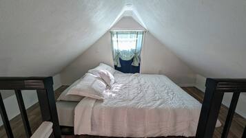 1 室のベッドルーム、WiFi (無料)、ベッドシーツ