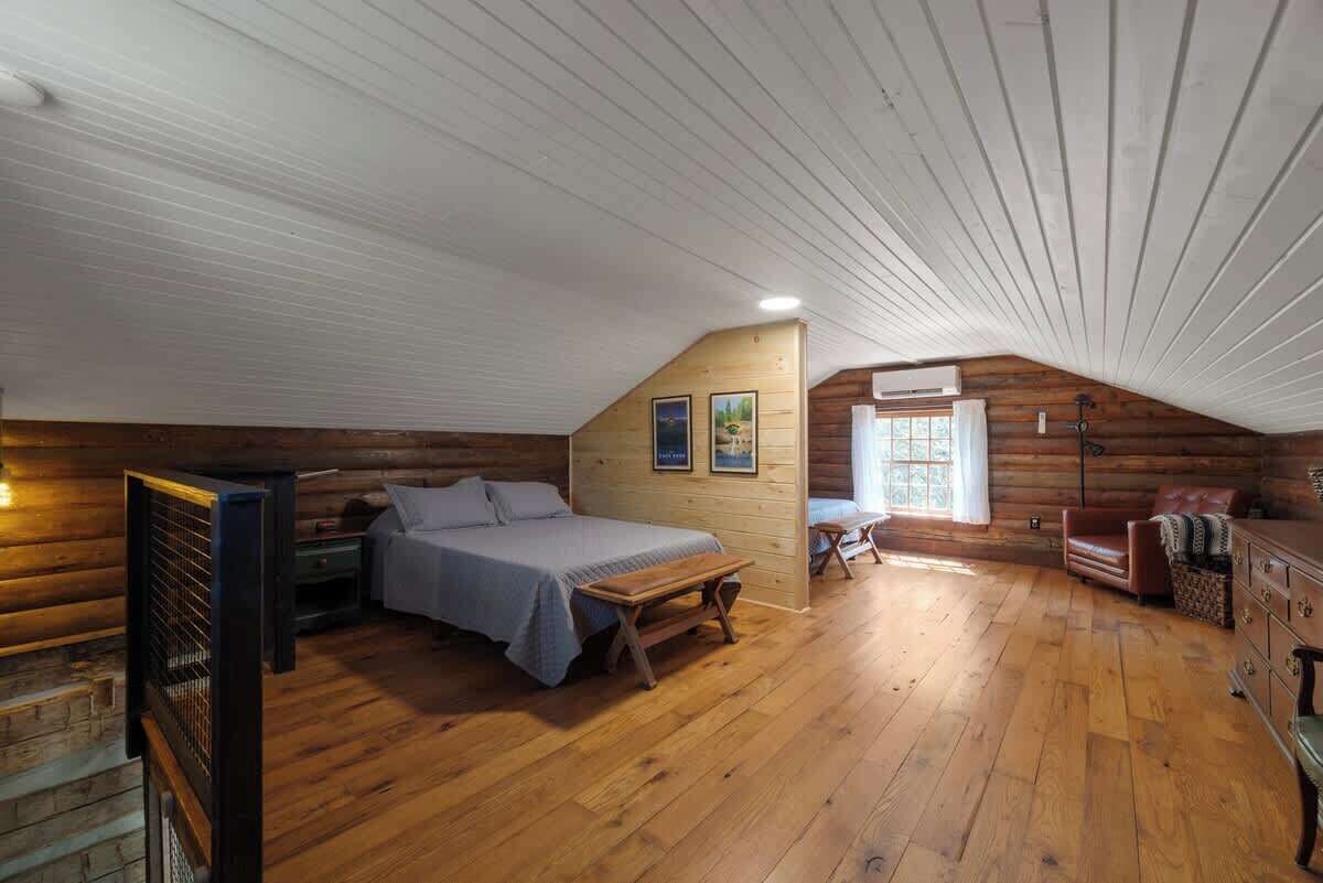 1 Schlafzimmer, Reisekinderbett, kostenloses WLAN, Bettwäsche