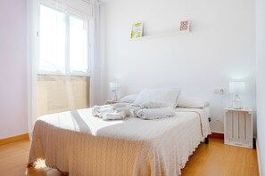 1 bedroom, free WiFi, bed sheets