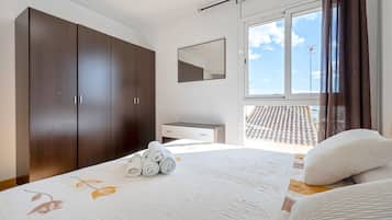 1 chambre, Wi-Fi gratuit, draps fournis