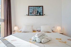 1 bedroom, free WiFi, bed sheets