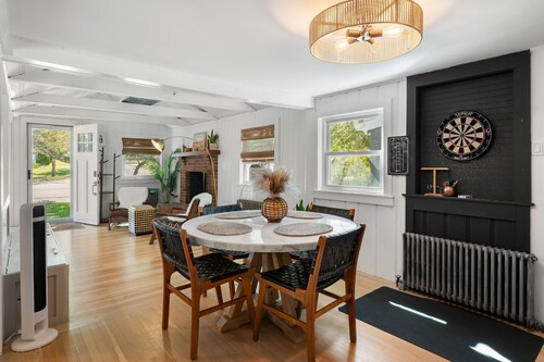 Affordable Luxury Resort Home with an In-Ground Heated Pool & Hot Tub. Sleeps 10