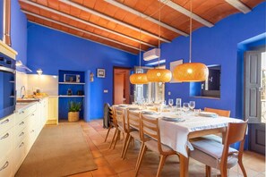 Dining - Rural House 'Mas Darovie' with Mountain View, Wi-Fi and Air Conditioning (Foixá)