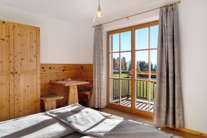2 chambres, Wi-Fi gratuit, draps fournis
