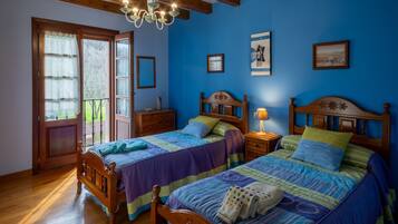 2 habitaciones, wifi gratis y ropa de cama