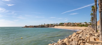 Apartment 'Quilla Puerto Sherry' with Private Terrace, Wi-Fi and Air Conditioning