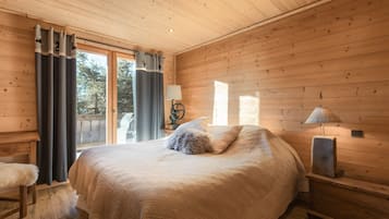 3 sovrum, strykjÀrn/strykbrÀda, gratis wi-fi och sÀngklÀder