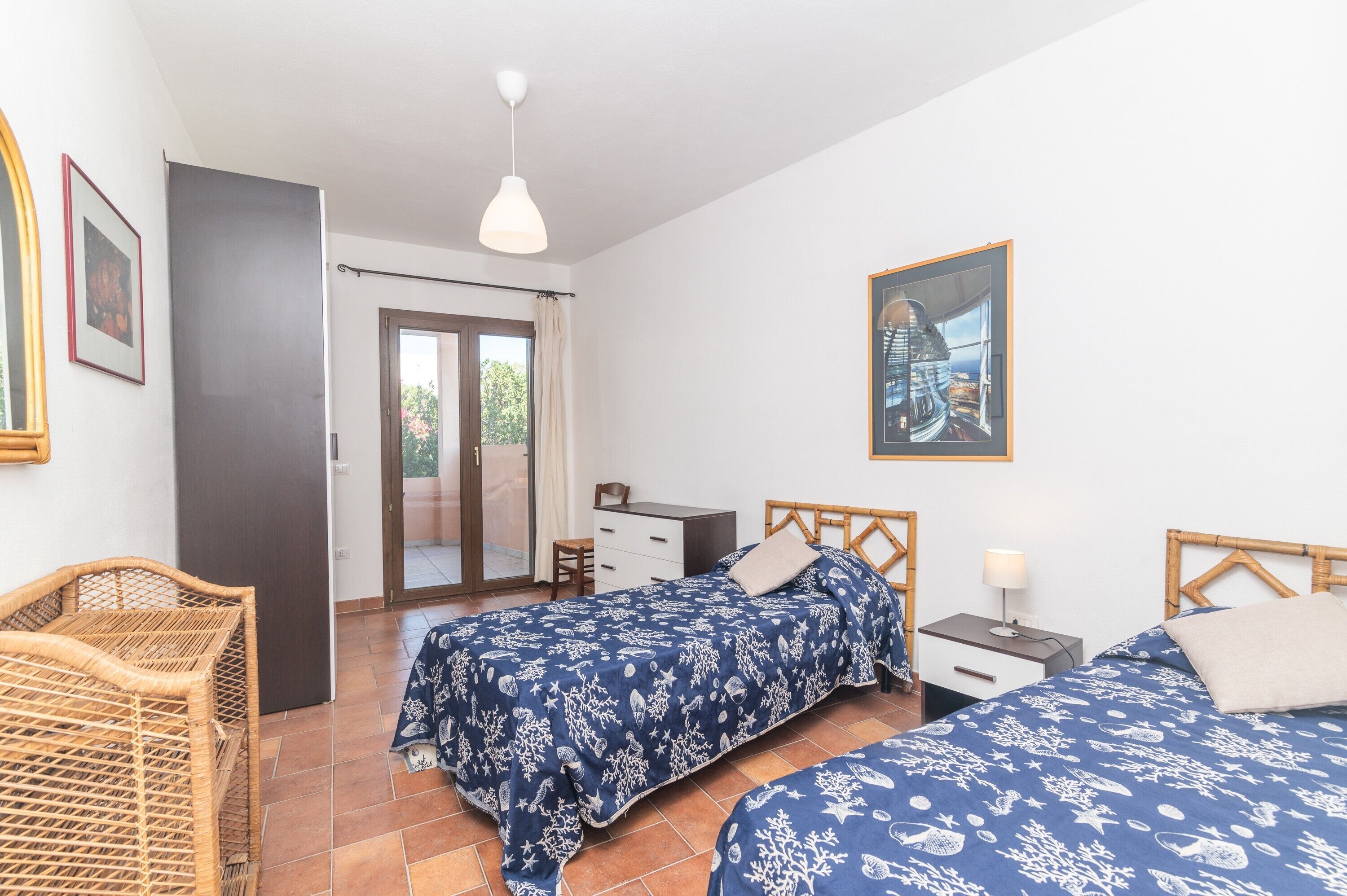 3 bedrooms, iron/ironing board, free WiFi, bed sheets