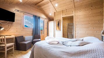 3 sovrum, strykjÀrn/strykbrÀda, gratis wi-fi och sÀngklÀder