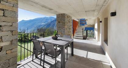 Apartment 'Da Primo - Alloggi Vacanze P1' with Mountain View, Wi-Fi and Air Conditioning