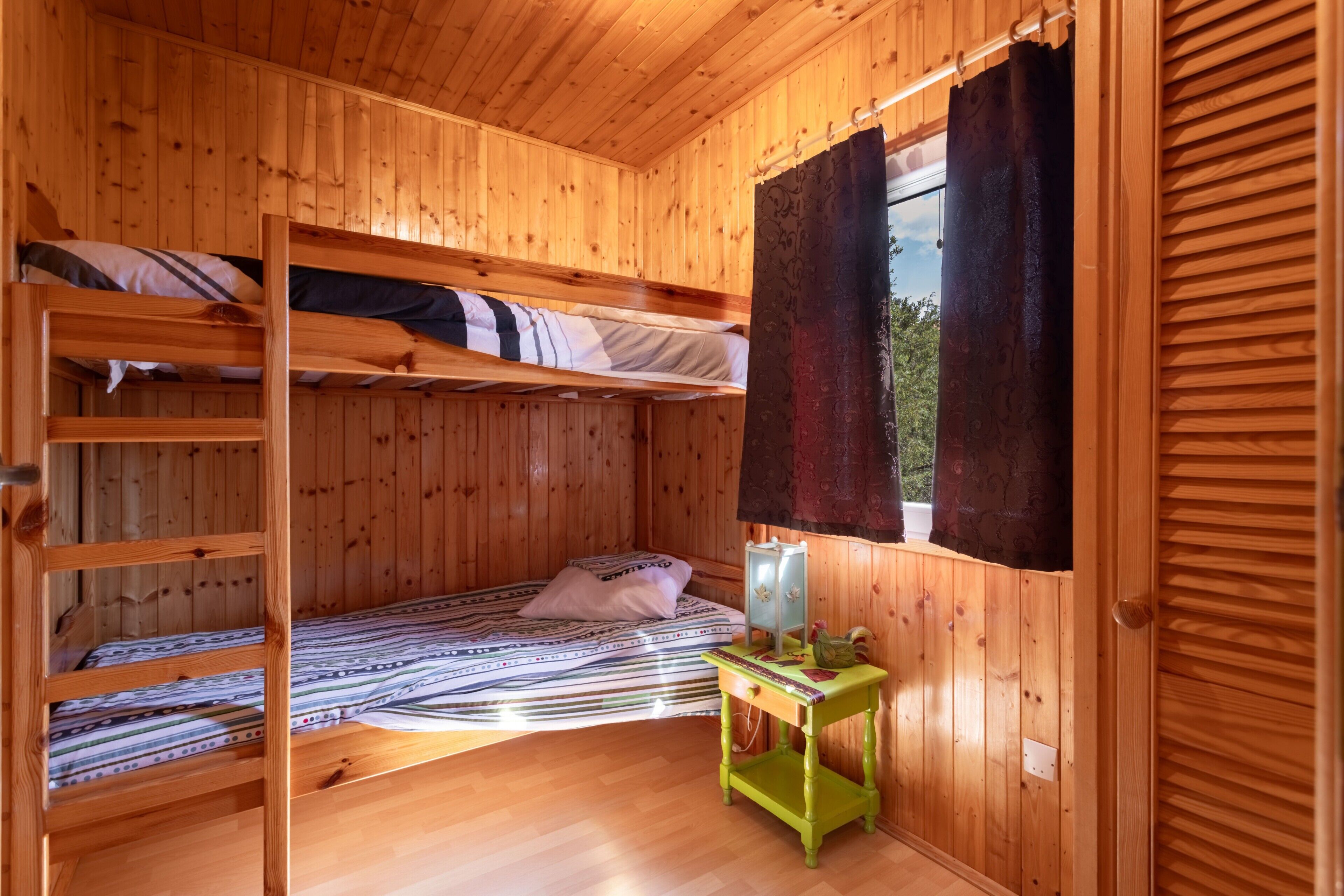 Chalet 'Afrique' Avec Vue Sur Les Montagnes, Piscine Partagée Et Terrasse Privée - Cucugnan