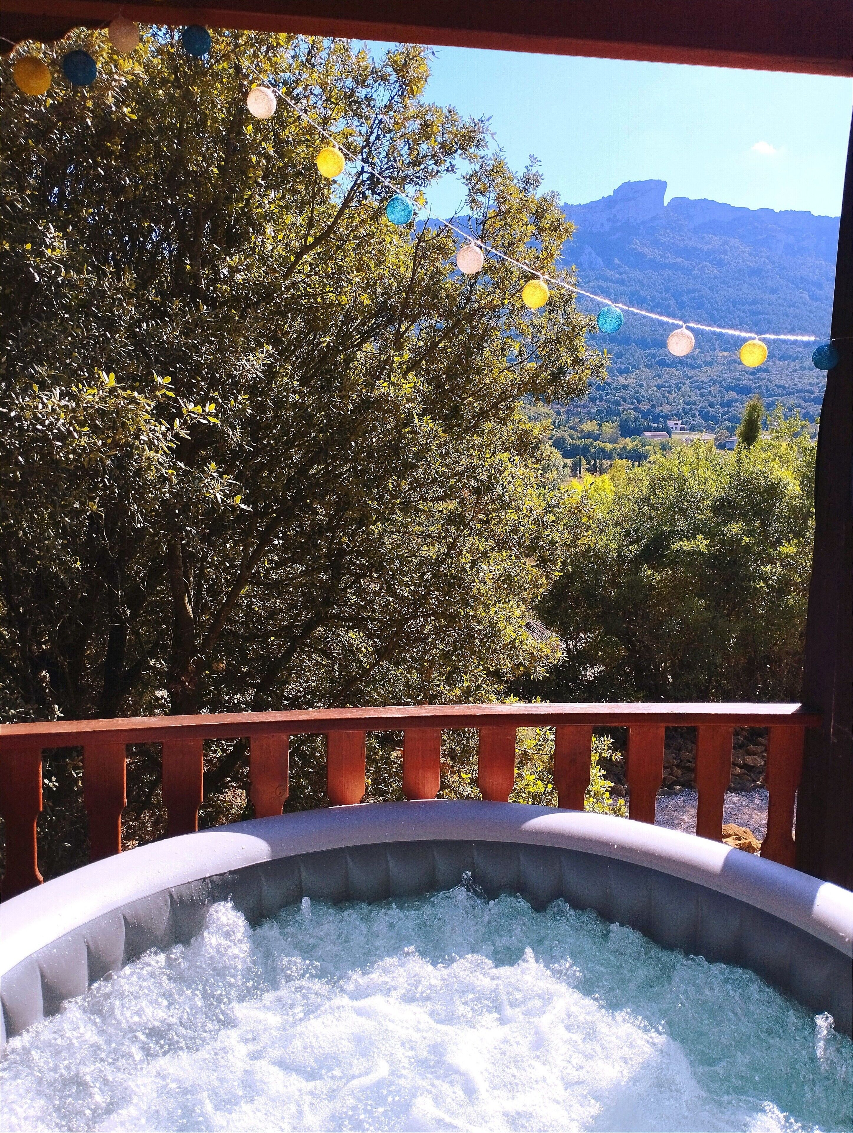 Bañera de hidromasaje exterior