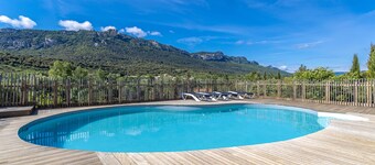 Gite Les Casots with Shared Pool, Private Terrace and Air Conditioning