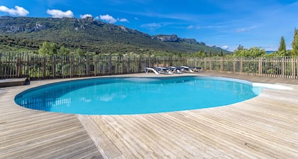 Gite Les Casots with Shared Pool, Private Terrace and Air Conditioning