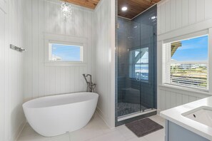 Shower, towels