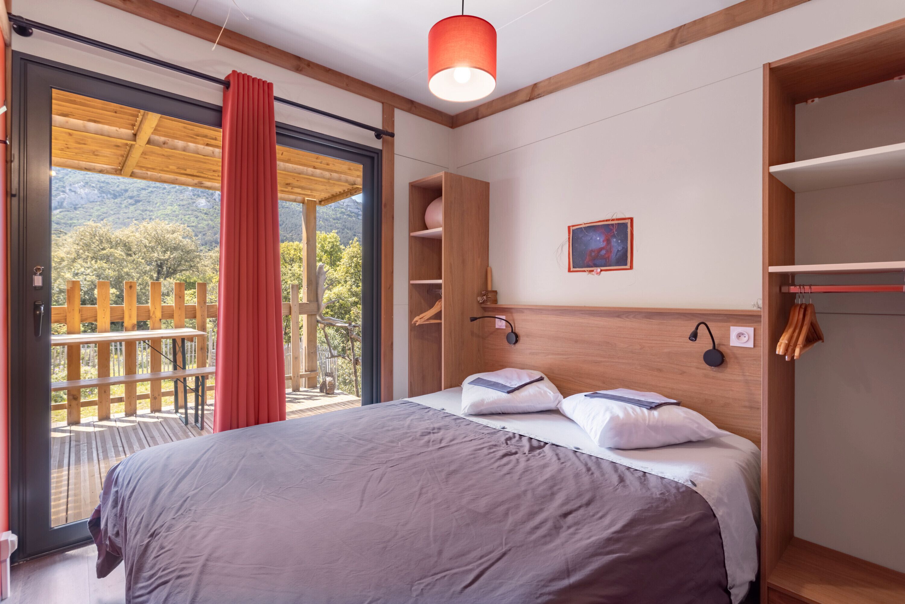 3 bedrooms, iron/ironing board