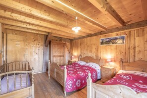 5 habitaciones, tabla de planchar con plancha y wifi gratis 