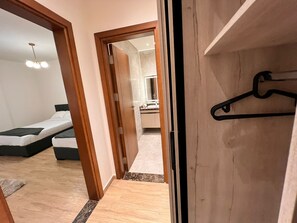 Comfort Twin Room | 2 bedrooms, desk, laptop workspace, free WiFi
