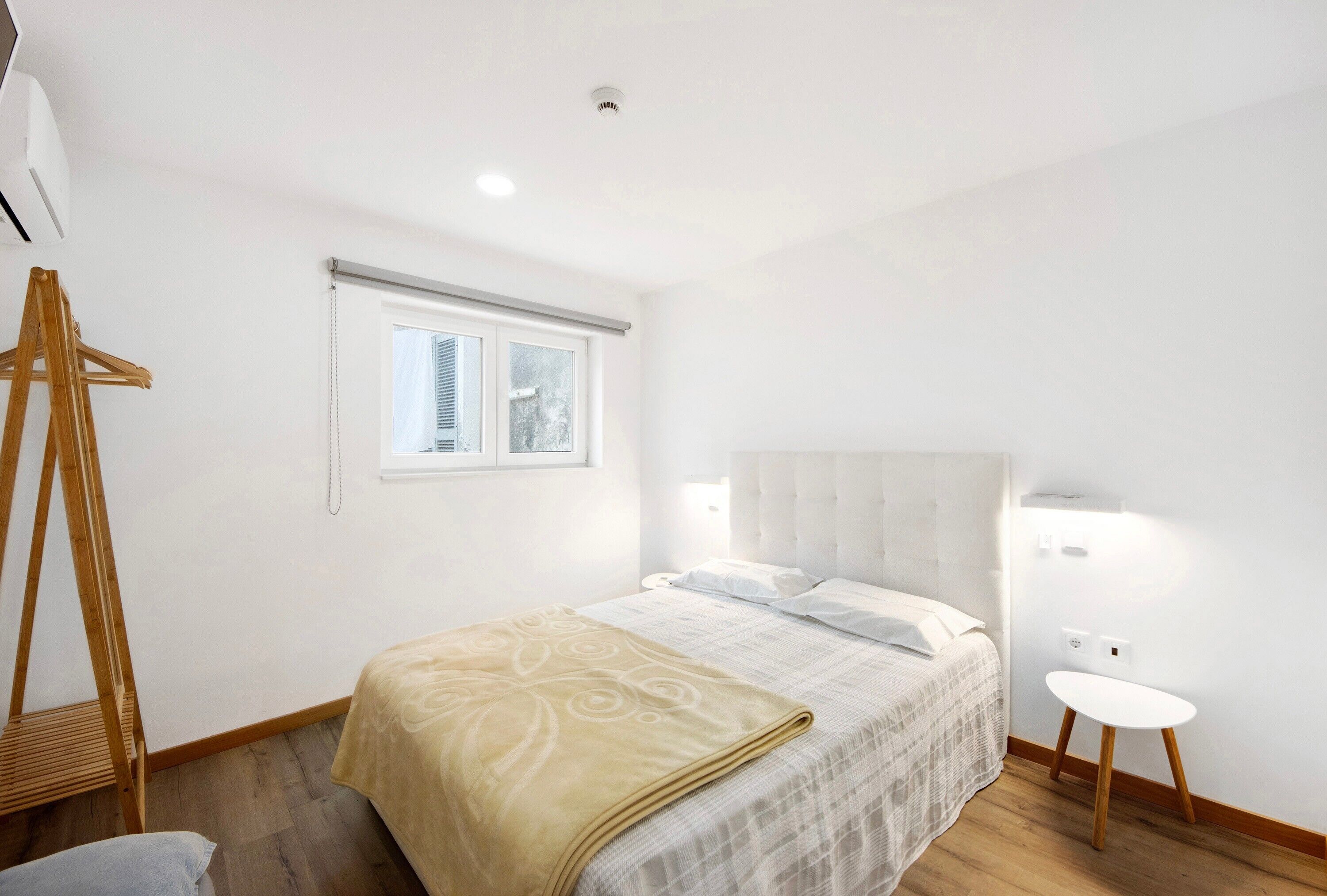 1 室のベッドルーム、WiFi (無料)、ベッドシーツ