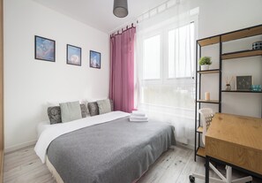 1 bedroom, iron/ironing board, WiFi, bed sheets