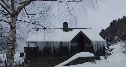 Chalet „Les Sonnailles“ mit Bergblick, Gemeinschaftsgarten und WLAN