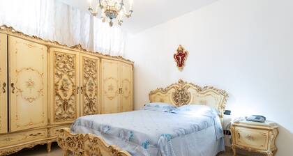 Apartment 'Casa Luxury' with Shared Terrace, Wi-Fi and Air Conditioning