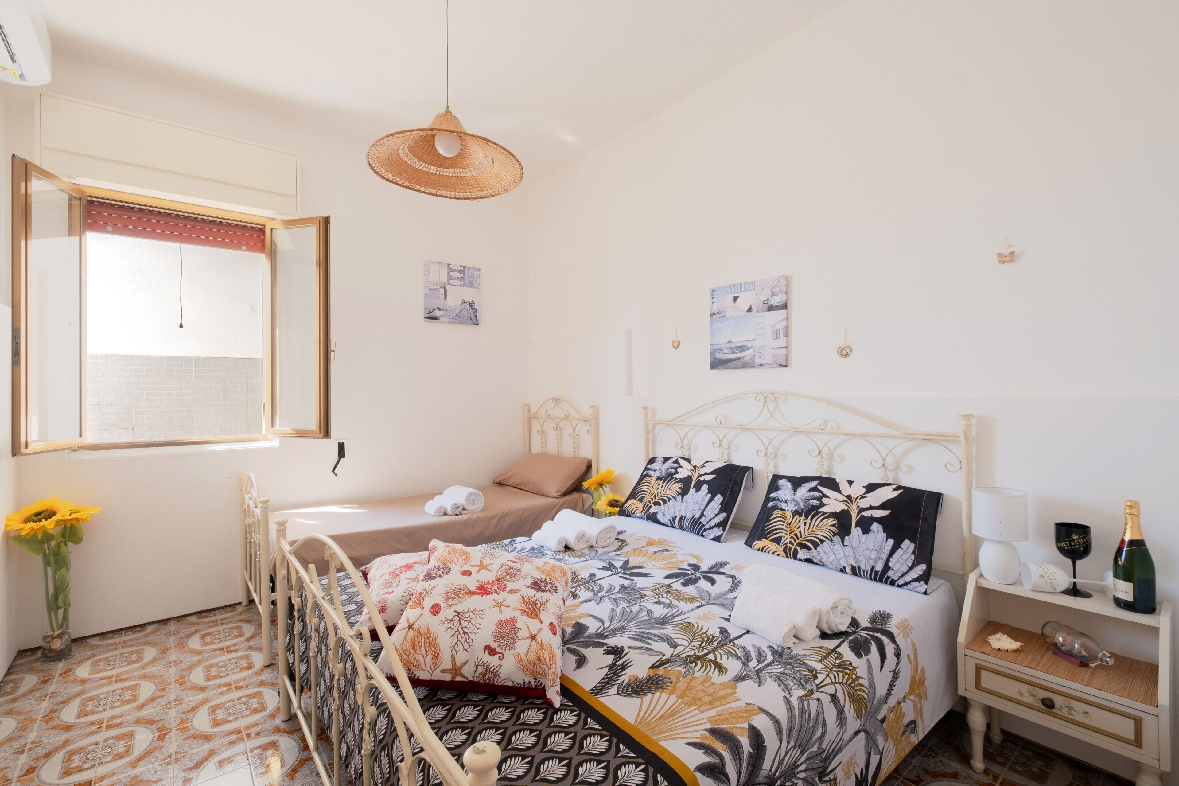 3 bedrooms, free WiFi, bed sheets